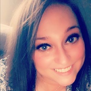 Meet your Posher, Hope